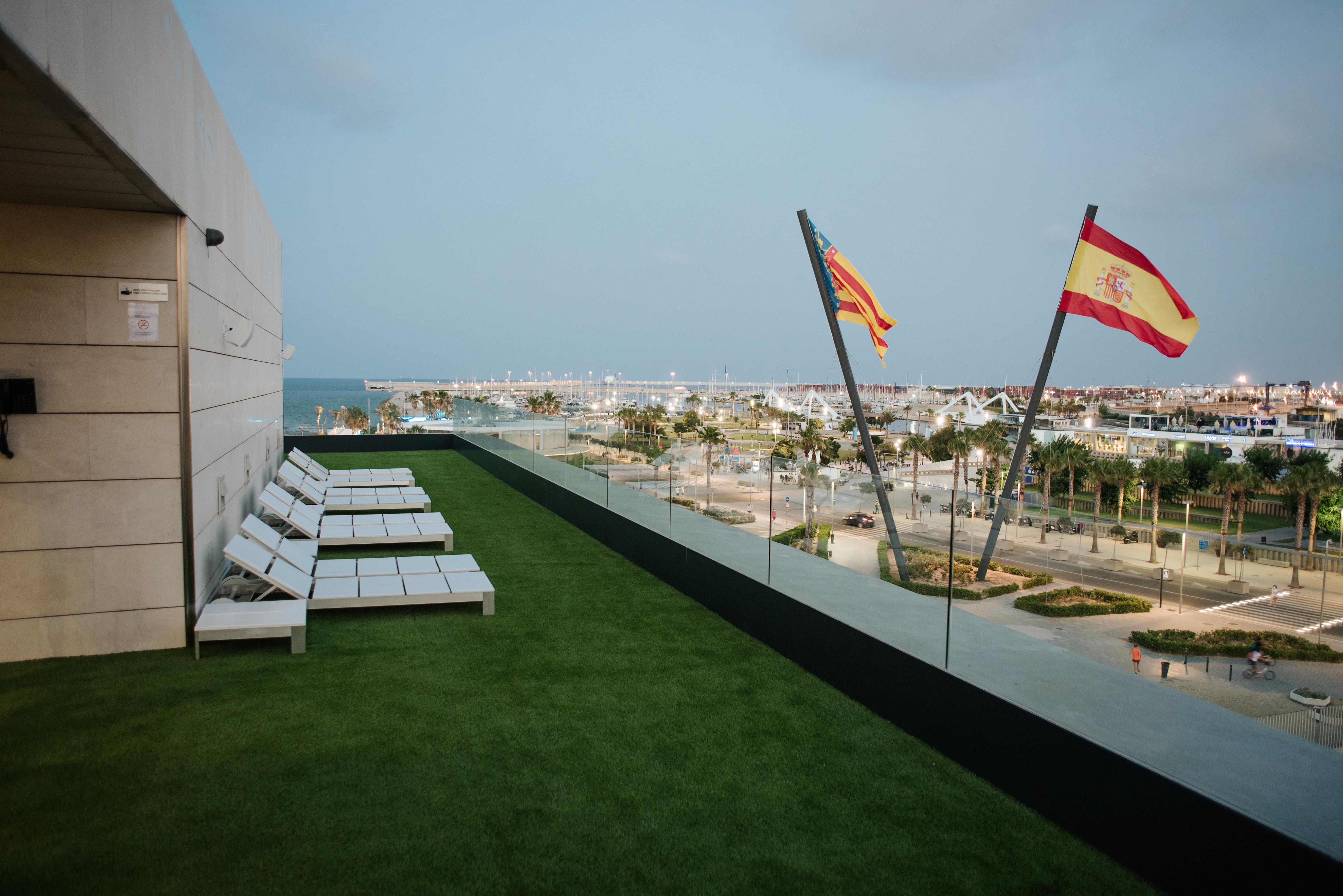 Hotel Neptuno Playa & Spa Valencia Bagian luar foto
