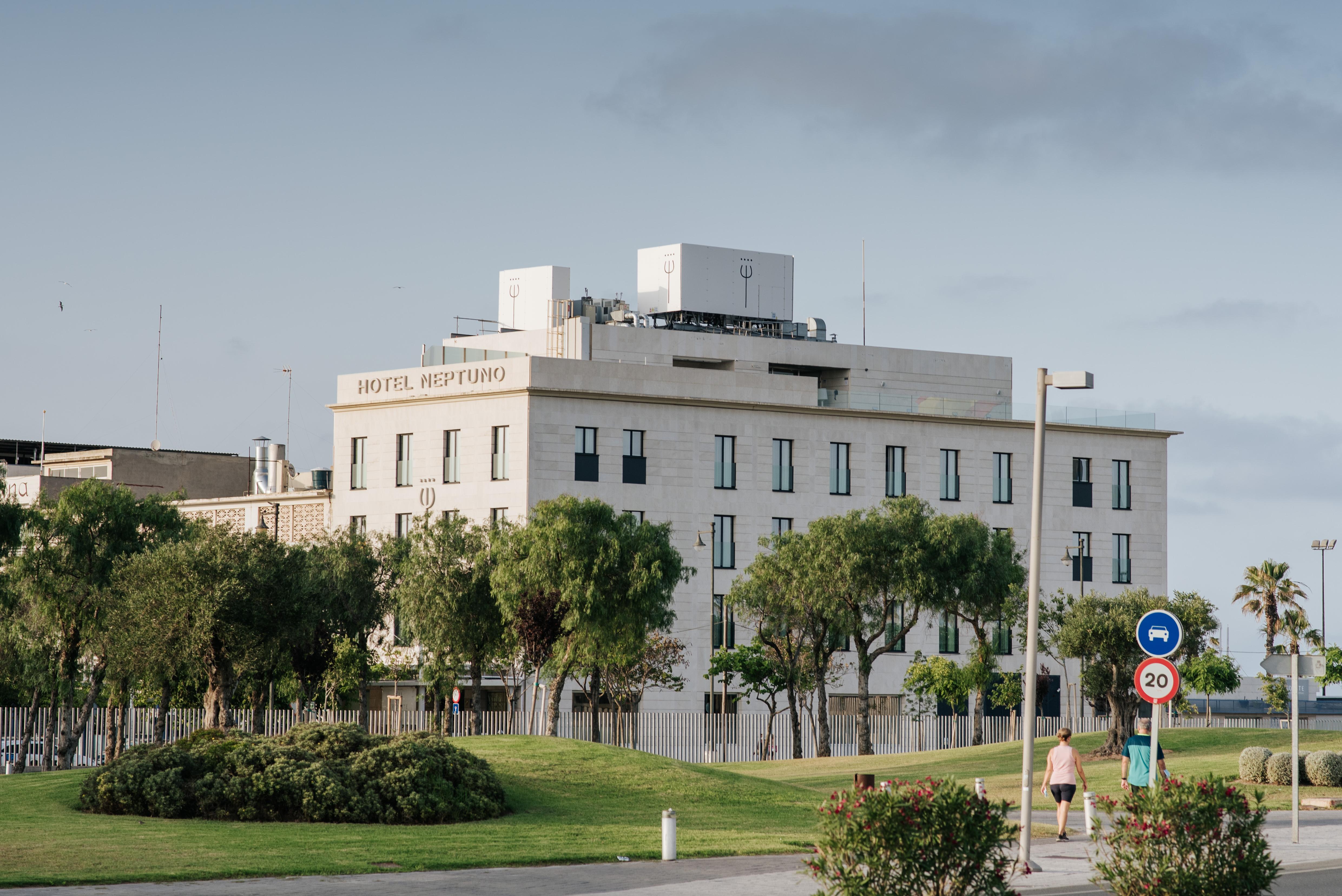 Hotel Neptuno Playa & Spa Valencia Bagian luar foto