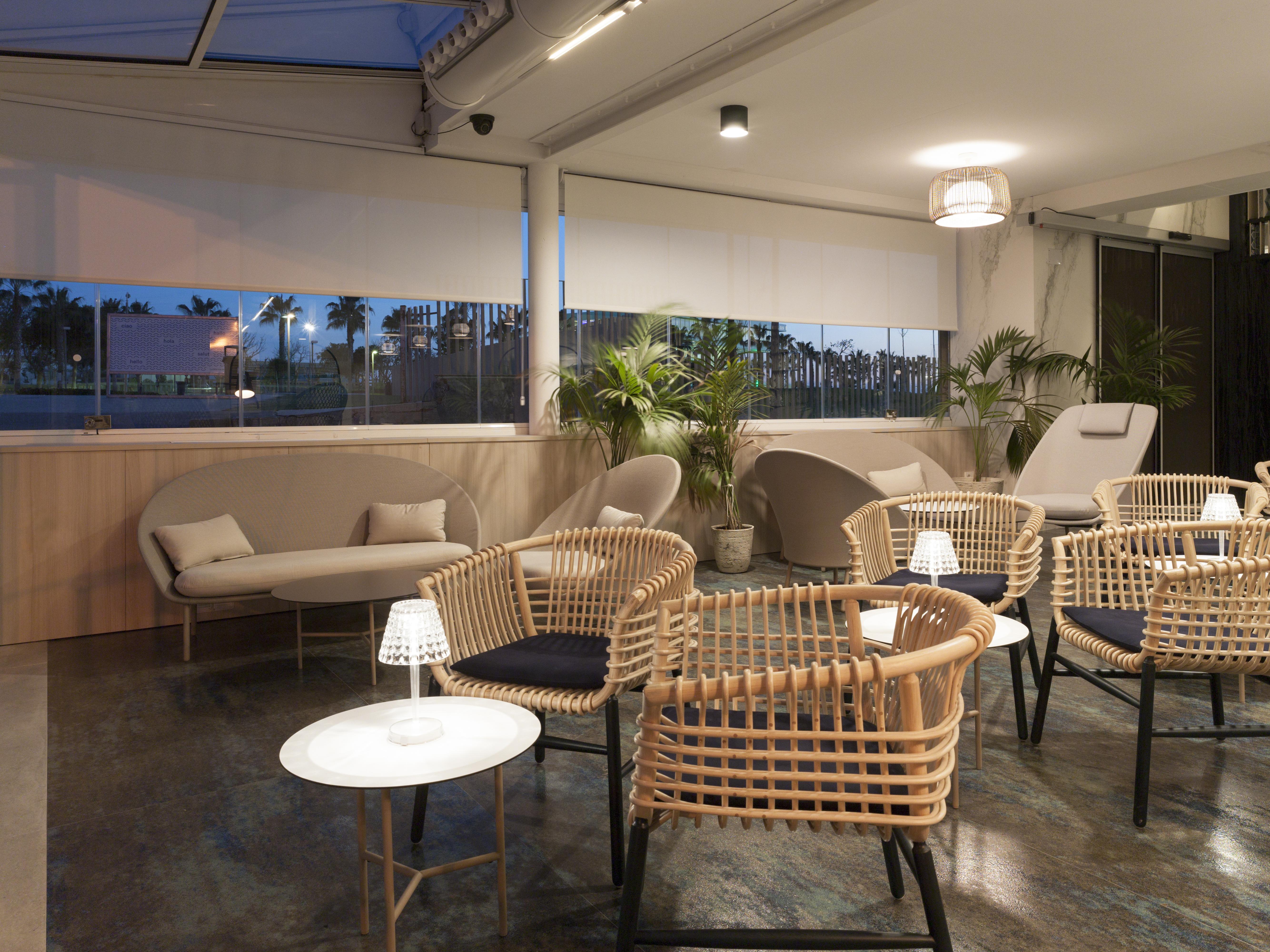 Hotel Neptuno Playa & Spa Valencia Bagian luar foto
