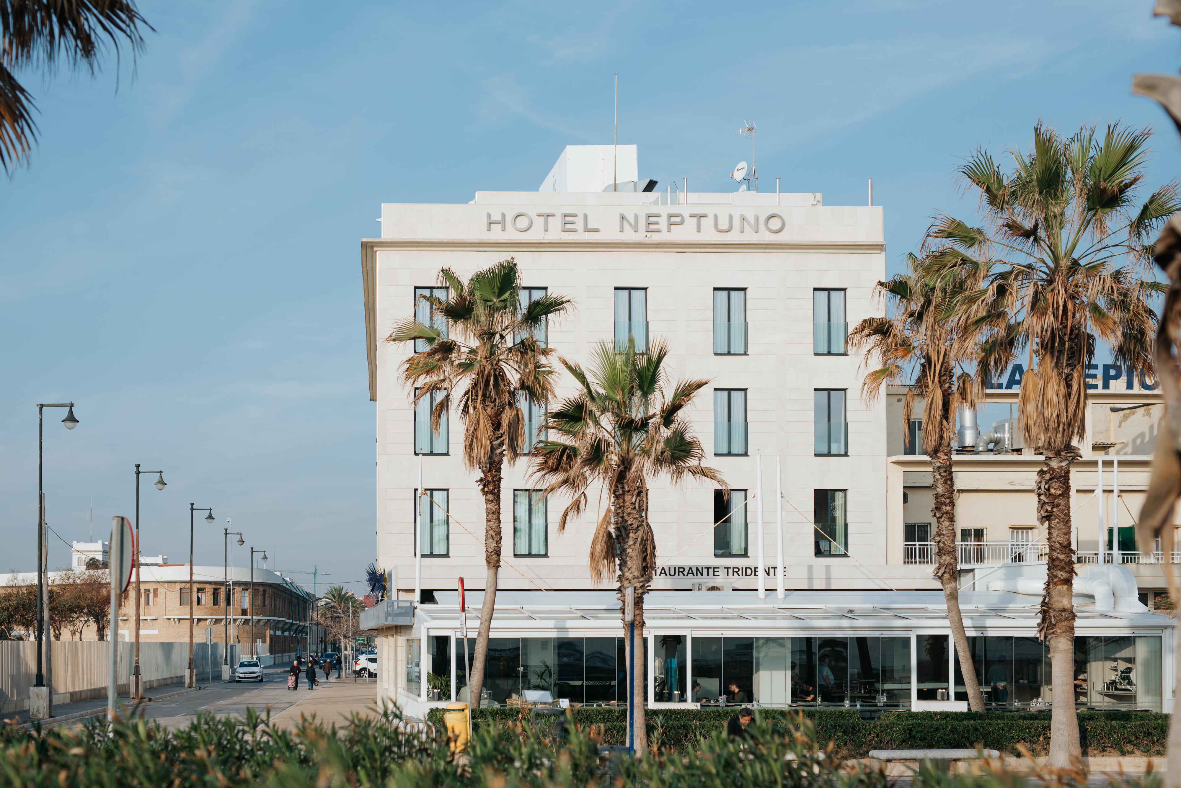 Hotel Neptuno Playa & Spa Valencia Bagian luar foto