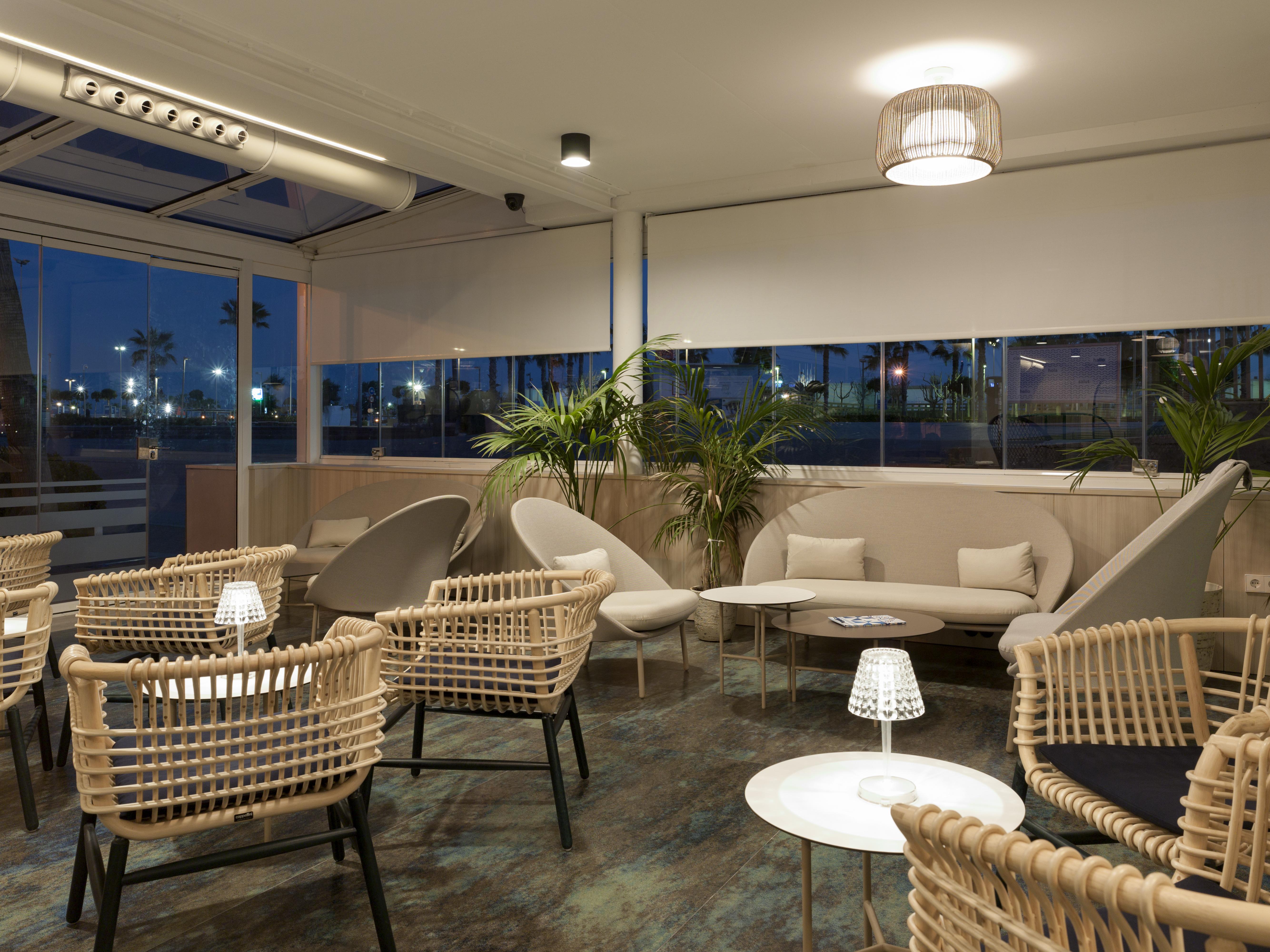 Hotel Neptuno Playa & Spa Valencia Bagian luar foto