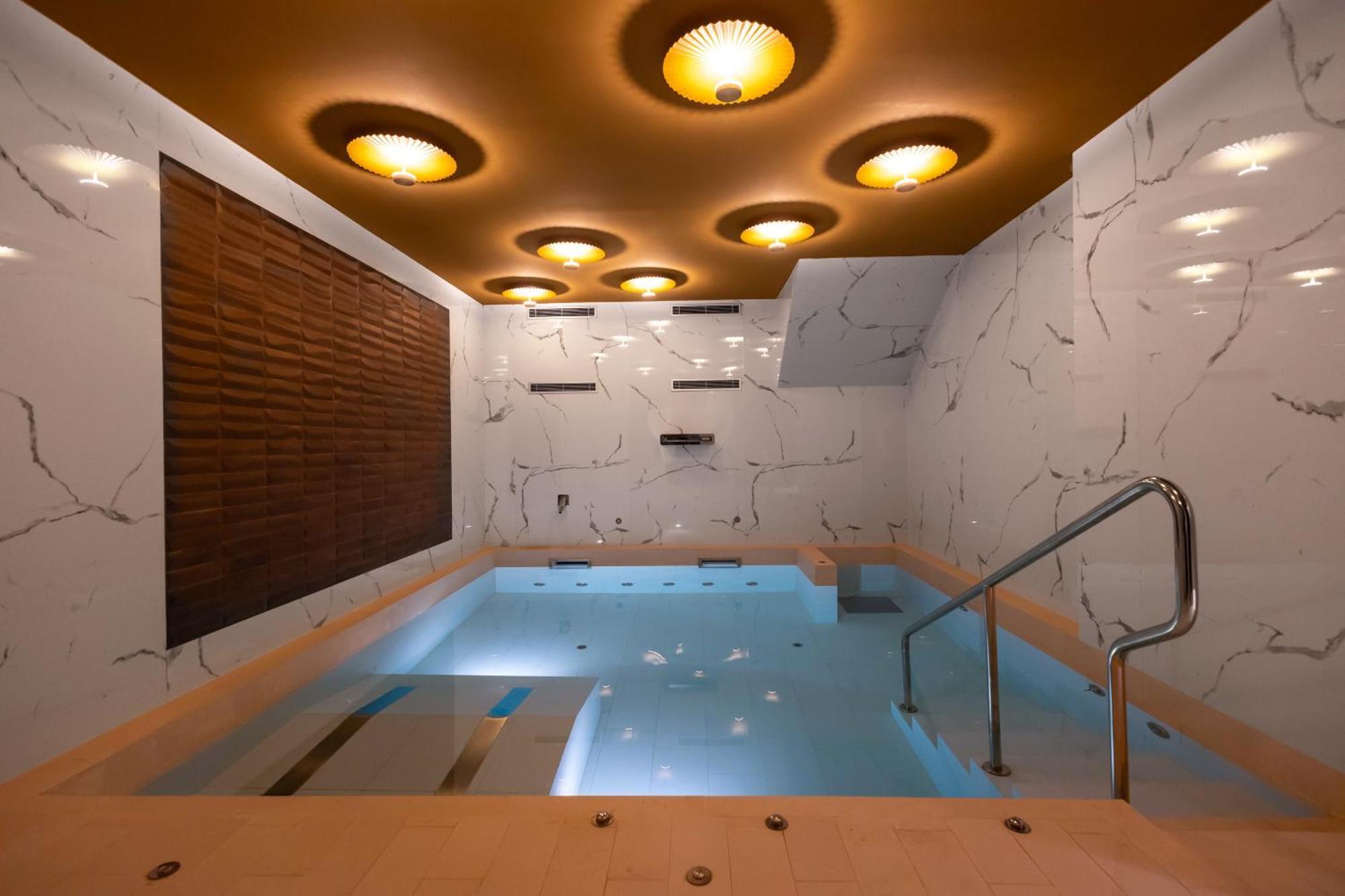 Hotel Neptuno Playa & Spa Valencia Bagian luar foto